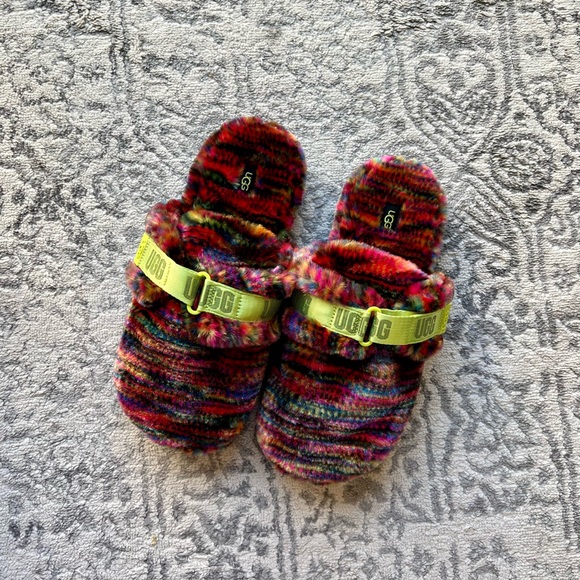 UGG Other - UGG slippers slides fluff it pixelate
